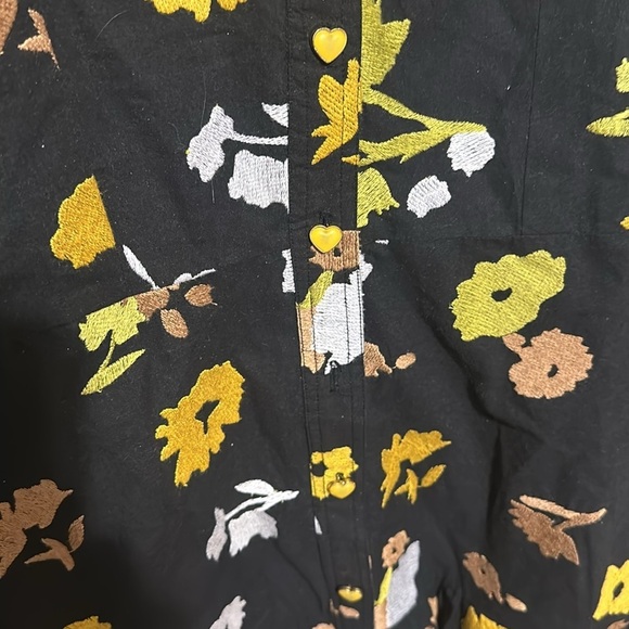Veroalfie Nina Black Floral Embroidered Dress with Heart Buttons Size 2 - Picture 5 of 11